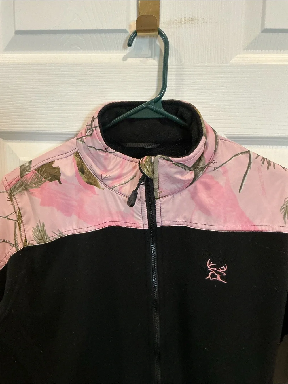 Ladies ' Black & Pink Fleece Jacket with Camouflage Accents